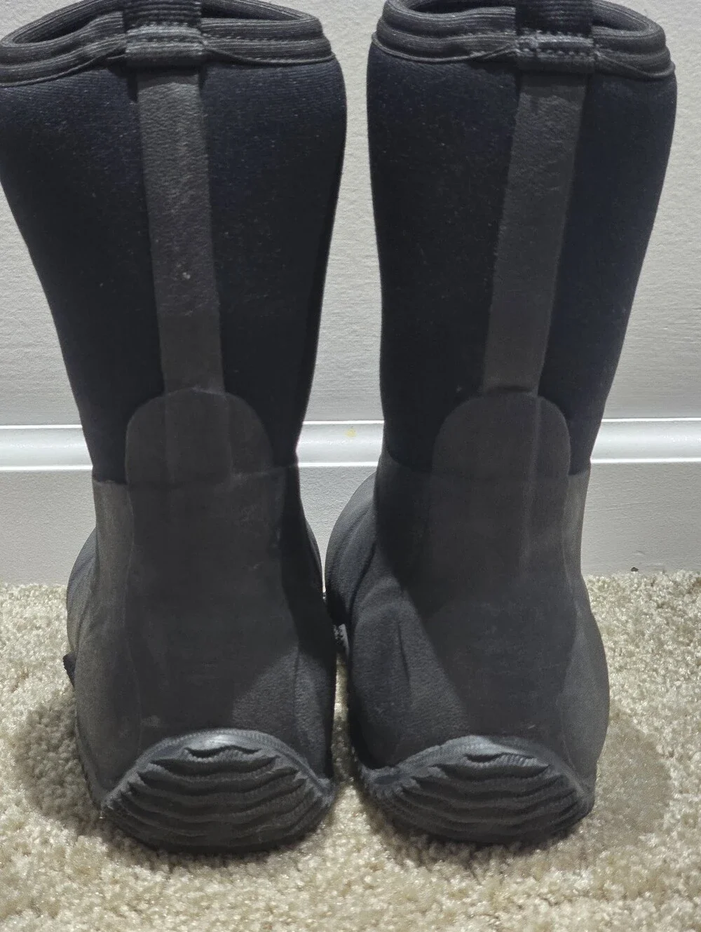 The Muck Boot Company Kids Size 5 Black Boots With Inserts